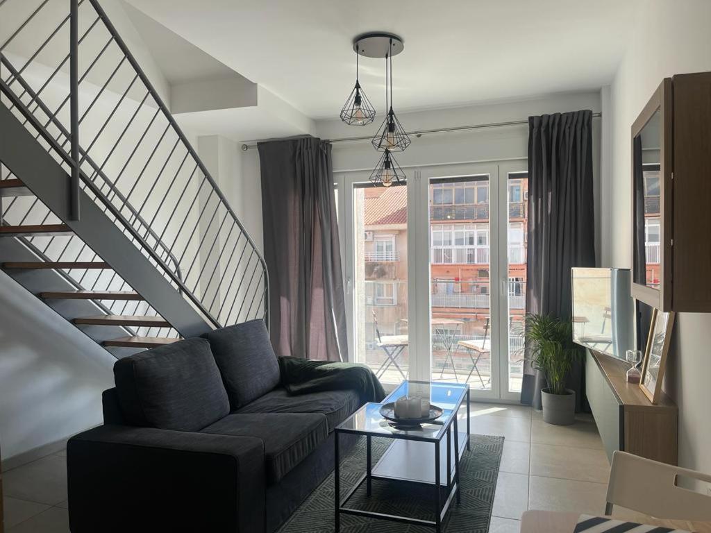 Love Rent4 Malaga Loft Exterior photo